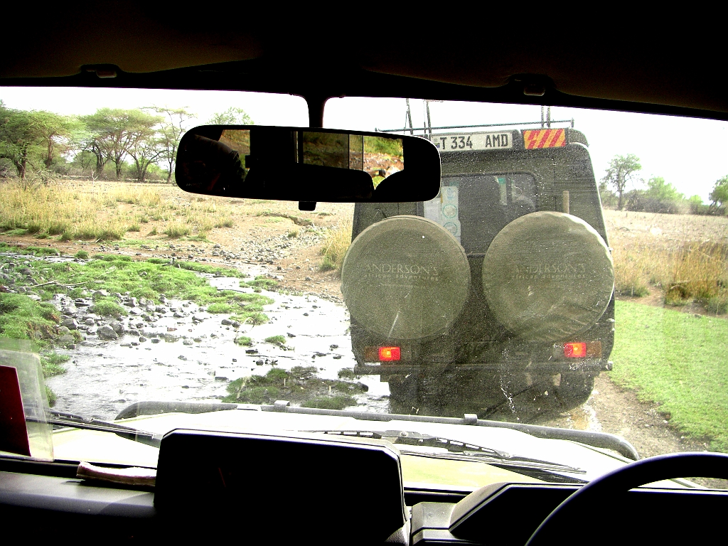 CIMG3376.JPG - "Maasai freeway"