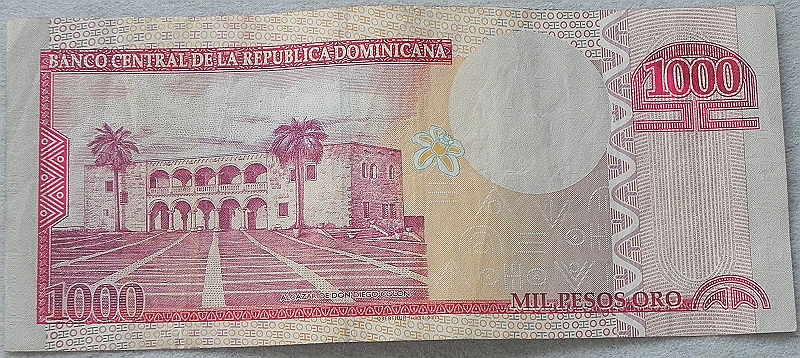 DSCN0306.JPG - 1000 pesos revers