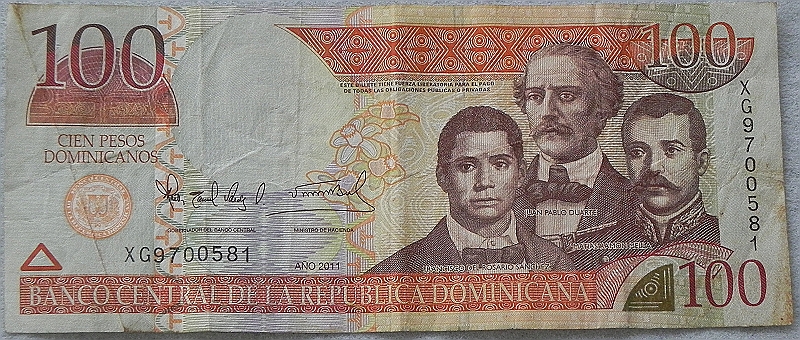 DSCN0307.JPG - 100 pesos avers