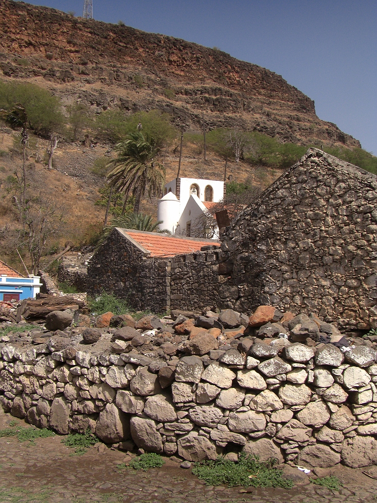 CIMG3310.JPG - Igreja Nossa Senhora do Rosario [no] kirke fra 15 rh. [pl] kosciol z 15 wieku