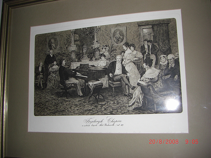 CIMG2372.JPG - Chopin w salonie ks.Antoniego R.